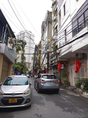 nhà đẹp lung linh tại lạc long quân, tây hồ, 2 mặt ngõ, ô tô tránh, kd thuận lợi, 68m, mt5m, 24 tỷ