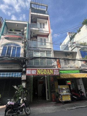 mặt tiền lạc long quân p5.quận 11.4 tầng.kinh doanh mọi ngành nghề giá 6 tỷ 980