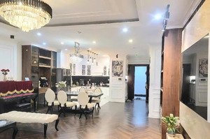 căn hộ hồ gươm plaza 141m2 - 3pn - nhỉnh 8 tỷ, tặng nội thất