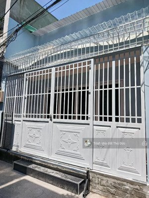 bán nhà riêng 4,5 tỷ, 55m2 tại đường số 4, hiệp bình phước, thủ đức, hcm