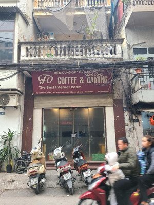 mặt phố view sông. nằm ở trung tâm nên muôn vàn tiện ích. 5p sang hồ gươm. bv, siêu thị vv