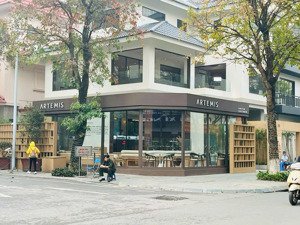 siêu phẩm mặt bằng vàng tại phố trần đại nghĩa - hai bà trưng, diện tích 150m2 x 2tầng mặt tiền 11m