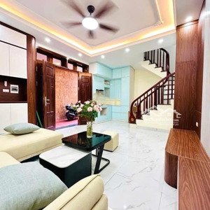 gần quận uỷ bắc từ liêm - 35m2, 5 tầng full nội thất 5.9 tỷ