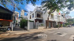 hàng hiếm nhà vườn căn góc gần biển hòn chồng 21 tỷ 300