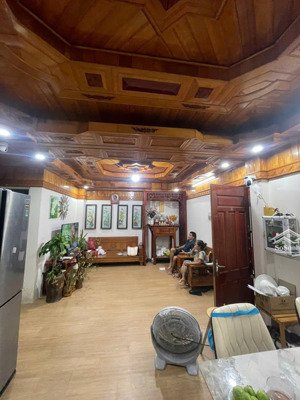 cần tiền bán gấp căn nhà 3pn 108m2 ct2b thạch bàn