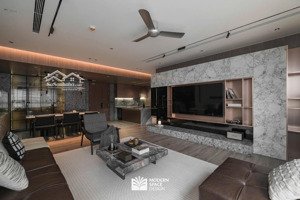 ch 161m2, 4pn, 3vs, full nội thất xịn tại brg the diamond residence 25 lê văn lương. chỉ 119tr/m2