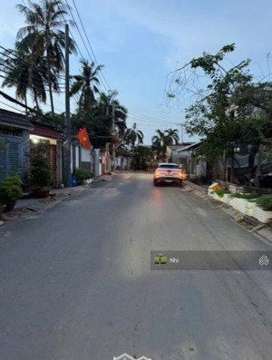 đất sổ riêng vị trí vip giáp tthc dĩ an-ngay chợ dĩ an full thổ cư