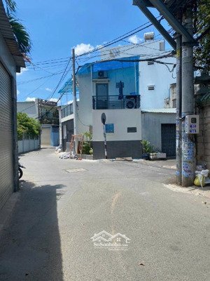 bán nhà 1 trệt 1 lầu 76m2 6,5 tỷ oto đậu trong nhà gần bv lê văn thịnh quận 2 sổ hồng