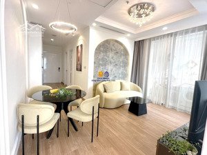 cho thuê 2 ngủ tòa t04 nhà đẹp có slot để ô tô vào ở luôn vào ở luôn lh: 