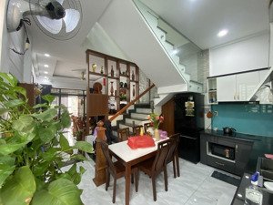 tân phú hẻm 8m diện tích 54m2 nhà 2 tầng đúc kiên cố giá 7,4 tỷ