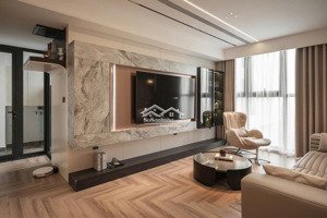 bán căn hộ cao cấp 3 ngủ 137m2 tại green diamond 93 láng hạ full nội thất tầng đẹp lh: 