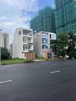 cực hót! căn duy nhất mặt tiền trương văn bang, thạnh mỹ lợi q2. giá chỉ ~360tr/m2