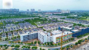 thiện chí bán căn hộ 3 ngủ tại chung cư moonlight 1. liên hệ em thảo để gặp chủ nhà đàm phán thêm