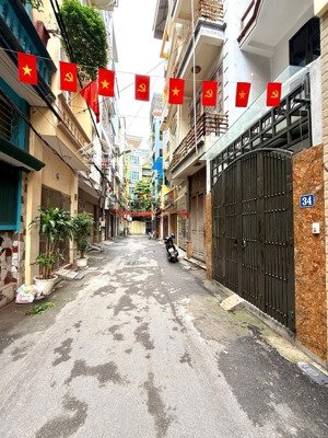 bán nhà trung kính phân lô ô tô tránh 2 thoáng trước sau hiếm nhà bán. diện tích: 53m2x5 tầng