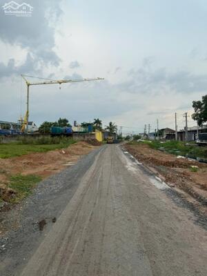 Lô đất đẹp mt kênh tiêu hocmon. 970m2 giá 22,5ty