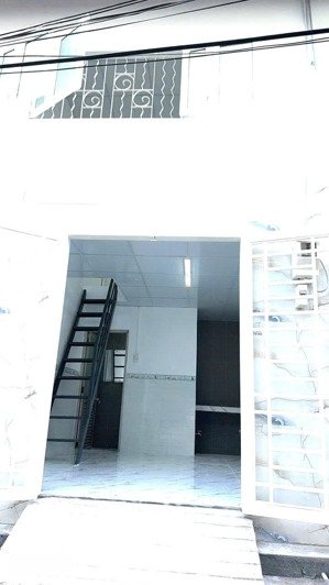bán nr 15m2, 2 tầng, 1pn, 1wc, 1,09 tỷ ở phạm hùng, bhbc liền kề q. 8, hcm