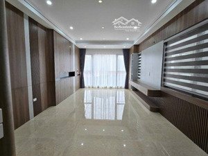siêu nhà phố vip- long biên- sài đồng- cho thuê dòng tiền- tô tô tránh