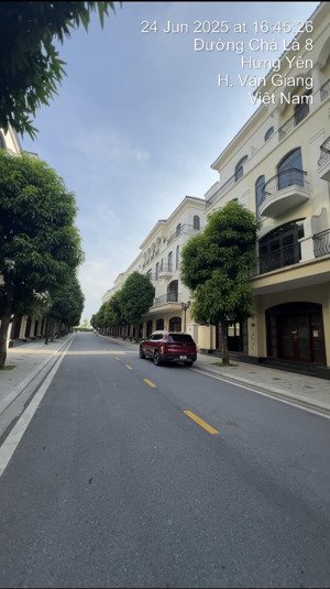 bán nhanh liền kề 5 tầng 260m2 sàn sát công viên vh ocean park 2 sẵn sổ đỏ giá 8tỷ1 bao phí