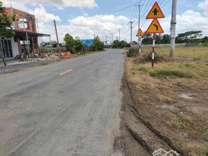 cần thanh lý gấp !!!!! duy nhất 1 lô đất ngay khu công nghiệp cầu tràm, long an chỉ 445tr/155m2.