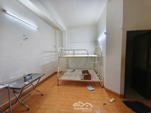cho thuê nhà trọ 30m2 giá tốt tại 64 hồ biểu chánh, 2,5triệu vnd/th
