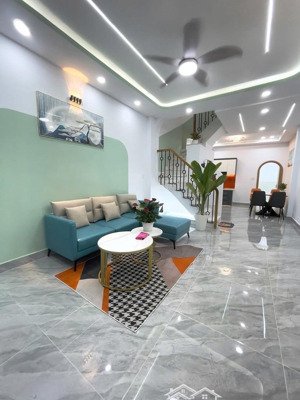 gò dầu - tân phú - gần aeon mall 2 tầng kiên cố - hxh - 56m2 - sát mặt tiền - sổ đẹp hcđ - 5,88tỉ