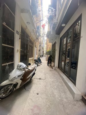 cực hiếm! bán nhà định công thượng, dt45m2, 4 tầng, nhà đẹp. giá chào bán 8.2 tỷ