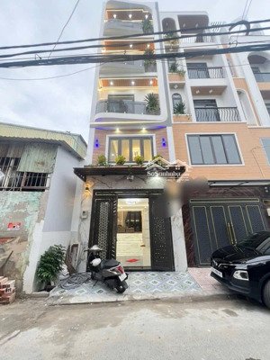 siêu phẩm nhà phố, 5 tầng nội thất cao cấp, thang máy nhập khẩu, 62m2 hẻm xe hơi huỳnh tấn phát q7