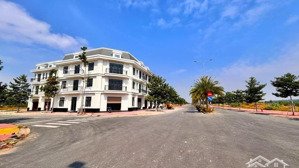 đường 25c đã thông, nhiều vị trí đẹp. gần tttm, gần công viên.đường 15m,17m,24m,32m.lh: 