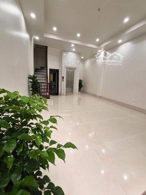 bán nhà thổ quan -đống đa -6 tập thang máy ngõ thông kinh doanh dt 45m2 x 6tầng mt 4.8m giá 15,9 tỷ