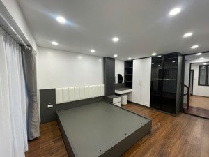 bán nhà đàm quang trung 45mx5t hơn 7 tỷ. nhà mới đẹp full nội thất, bà bước ra phố