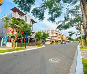lovera premier nhà mặt tiền sổ hồng riêng giá ưu tiên cho khách chốt liền