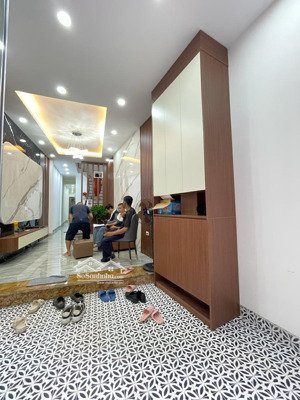 gấp gấp cần bán gấp căn nhà phố nguyễn an ninh hoàng mai. oto đỗ cửa nhà thiết kế đẹp về ở luôn