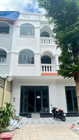 cần bán gấp căn mini house 1 trệt 2 lầu đường số 6 khu văn hóa tây đô