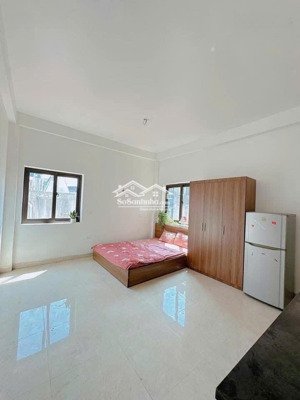 phòng phố tam khương(ngõ 10 tôn thất tùng và ngõ 252 tây sơn) thang bộ và thang máy