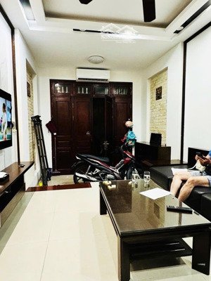 bán nhà, mặt ngõ thông,kinh doanh, phúc xá, ba đình, dt: 43m2, giá: 12 tỷ 200 triệu.lh: 