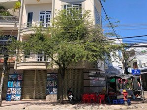 bán nhà kinh doanh mặt tiền đường tháp bà