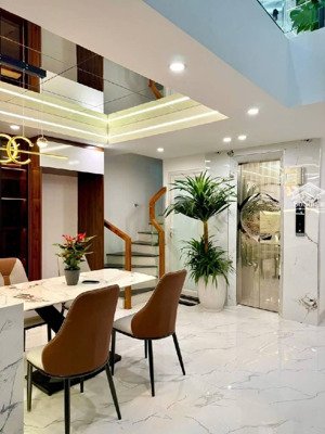 bán nhà trường chinh 40m2, 6 tầng thang máy, mặt tiền quyền lực 6m, full nội thất 5 sao chỉ 11,7 tỷ