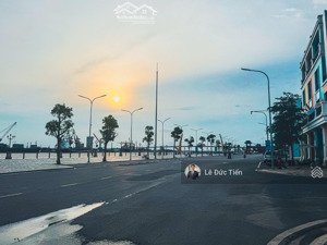 sốc toàn khu lô góc phố đi bộ giá gốc