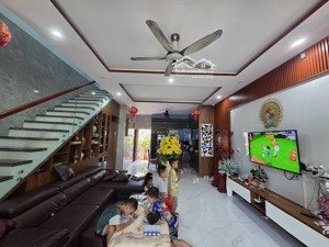 bán nhà mặt phố tại đường 7m5 đối lưng nam kỳ khởi nghĩa, 8,2 tỷ, 90m2, hàng hiếm tại giá cực chất