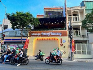 cho thuê nhà 56a vườn lài,dt 8m x 20, 2 lầu,sàn trống,hđ lâu dài,làm việc chính chủ