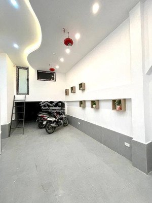 bán chdv trần duy hưng, 11 phòng full đồ, 63m2, vài bước ra mặt phố, giá tốt