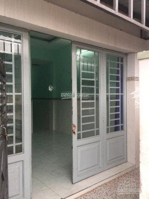 cho thuê nhà hxh lê văn sỹ , p1 , tân bình , dt : 4x19m, 1 lầu ,giá : 15tr/ tháng .lh : 