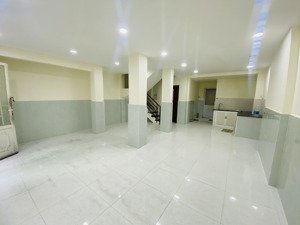 cho thuê nhà gần chợ gò vấp 6m x 11m trệt lầu 3pn rộng 2wc đường nguyễn du p7 gò vấp