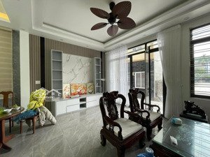 cho thuê nhà cực đẹp tại thiên lôi -aeon, 48m2, 4 tầng, 4 ngủ full, 13 triệu 