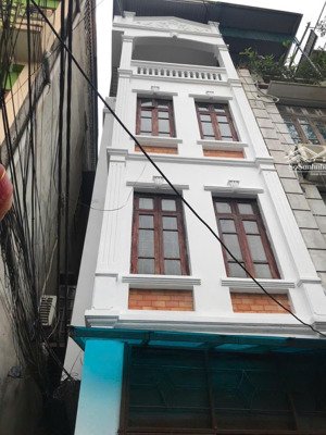 cho thuê để mở công ty kết hợp để ở hoặc gia đình ở
