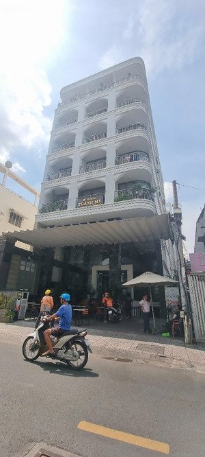 bán tòa nhà mặt tiền đường huỳnh tấn phát-quận 7, dt: 9x30m + 4 lầu + hđt: 150 tr/t - giá 40 tỷ tl