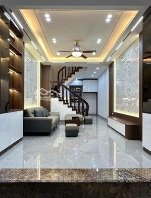 nhà đẹp phố kim ngưu chỉ 9,6 tỷ phân khúc hot chốt nhanh