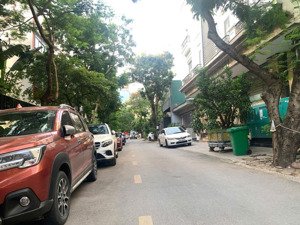 cho thuê nhà phân lô ngay kđt dịch vọng làm văn phòng, trung tâm, xưởng 150m2 mt 8m - 35 triệu