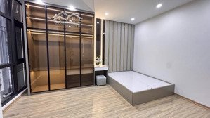 bán nhà lĩnh nam 40m2 x 5 tầng nhà mới 6 ngủ nhận ngay. giá 6 tỷ