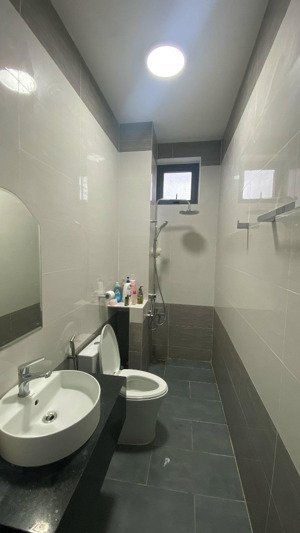 chính chủ bán nhà 1 trệt 1 lầu tp bà rịa vũng tàu giá rẻ, dt: 5x20m - 100m2 - sổ hồng giá 3,35 tỷ